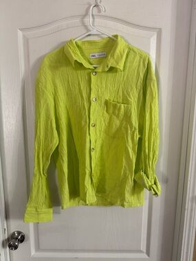 Zara Women’s Bright Neon Green Button Up Sz L. AP-132